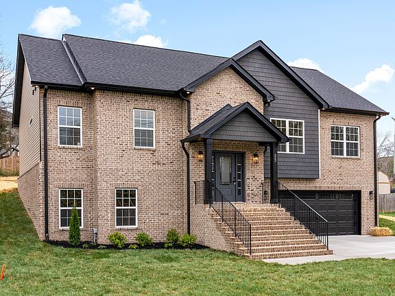 2nd image of 623 E Glenridge Ln