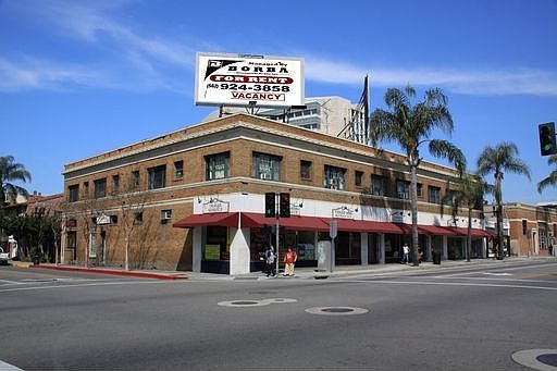 1st image of 300 N Broadway
