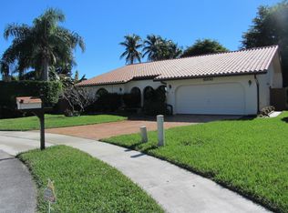 6800 Hollandaire Dr W, Boca Raton, FL 33433