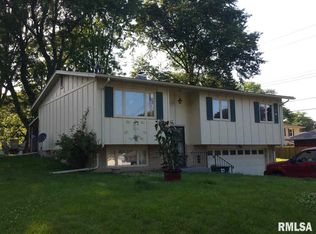 4408 N Gaines St, Davenport, IA 52806