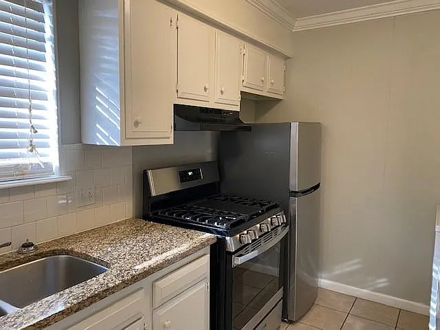 2 bed, 950 sqft, $1,300 — Photo 4