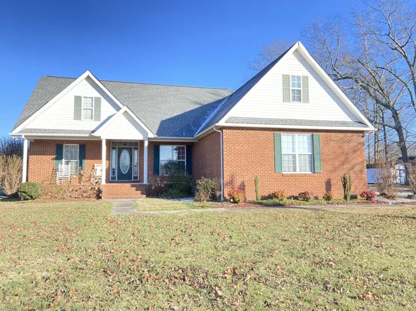 215 Falcon Dr, Manchester, TN 37355