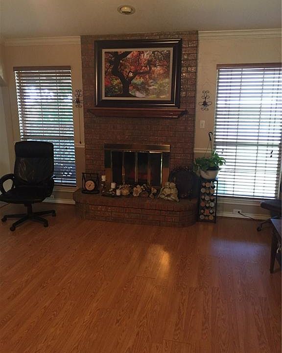2nd image of 787 Beverly Dr
