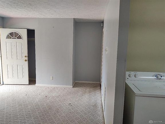 3rd image of 433 Smith St