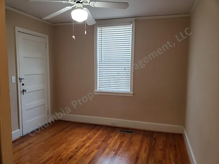 420 Bonham Rd — Photo 15