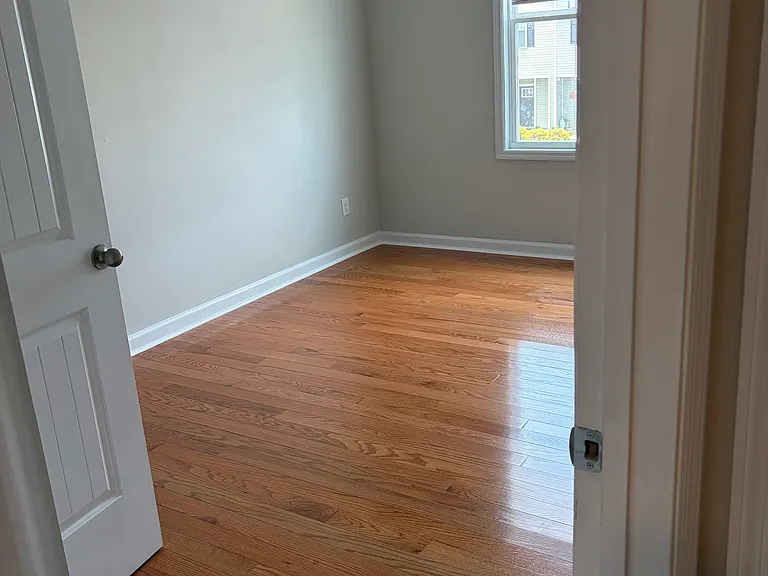 408 Vandemere Ct — Photo 31