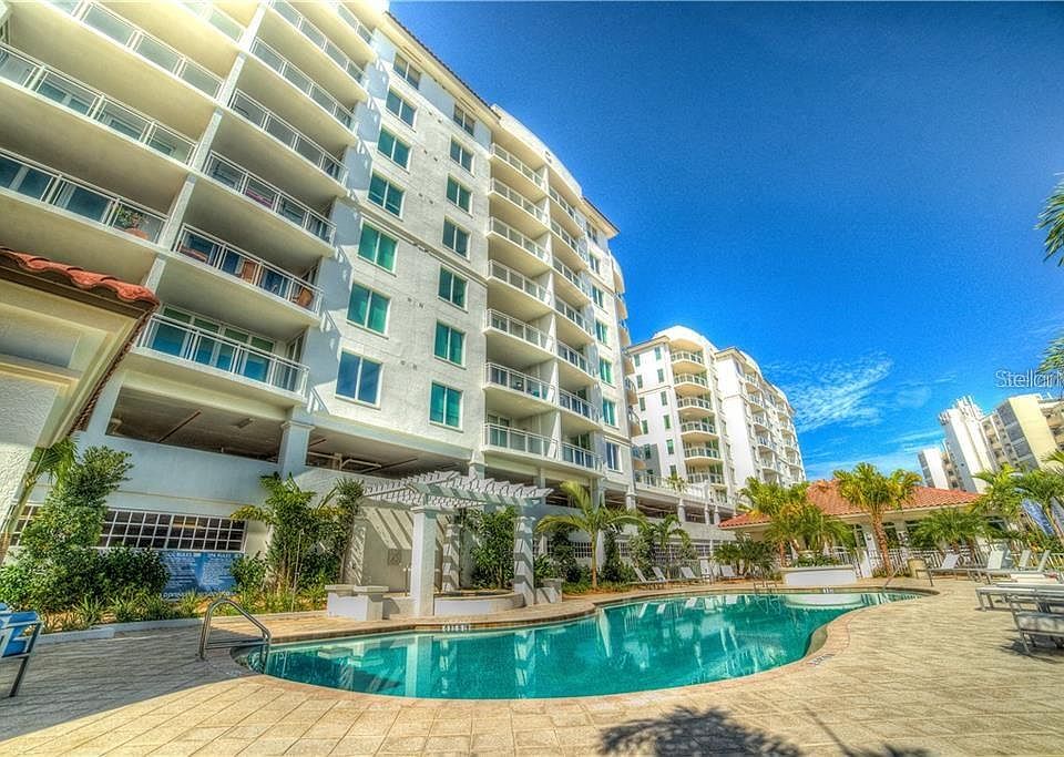 1st image of 1325 SNELL ISLE BOULEVARD NE #909