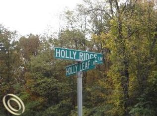 9942 Holly Ridge Ln, South Lyon, MI 48178