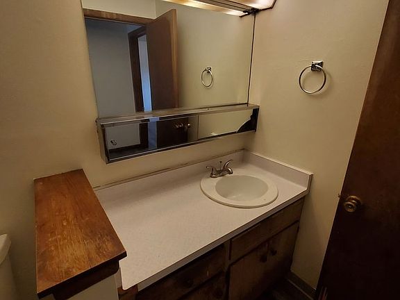5th image of 449 Dunbar Ave APT 5
