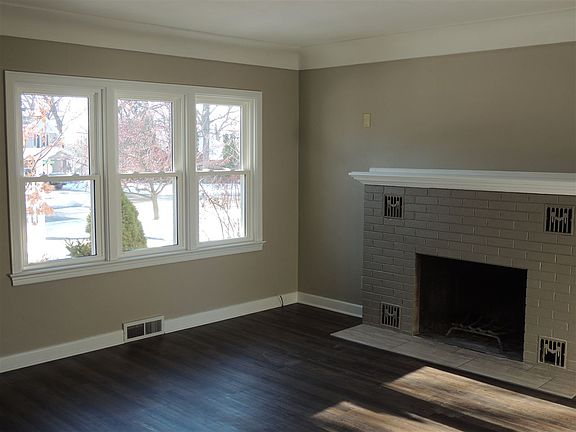 2nd image of 1802 Rainbow Dr