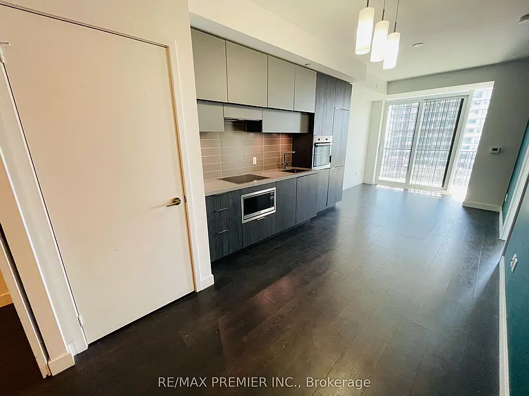 8 Eglinton Ave E #4301 — Photo 2