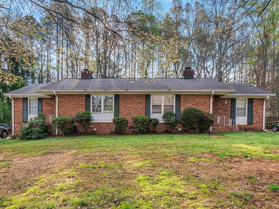 1st image of 129 Clint Ct