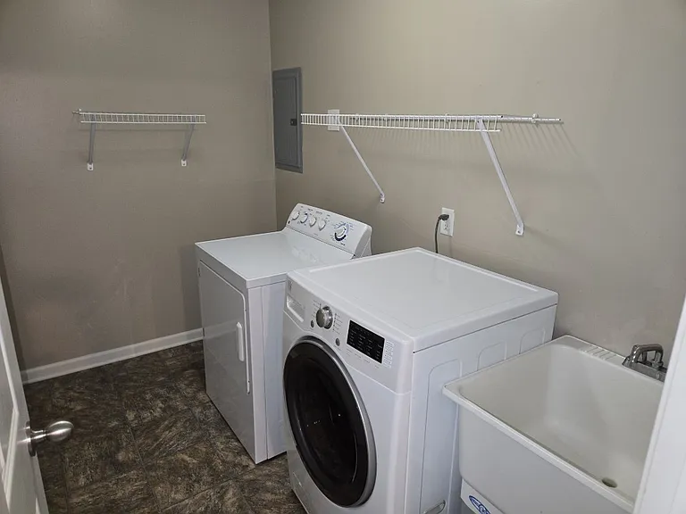29949 Fox Run Cir #1 — Photo 15