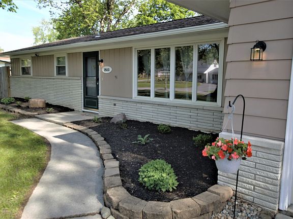 2nd image of 2513 Garden Park Dr