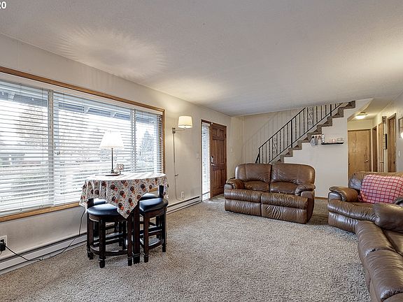 3rd image of 161 NE 32nd Ave