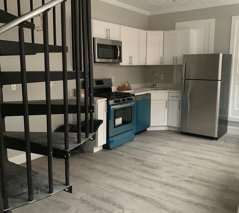 1st image of 140 Hamilton St #1B