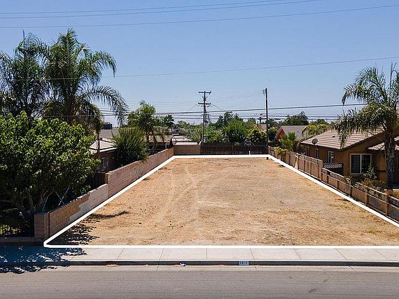 2nd image of 0 E 1211 E Planz Rd