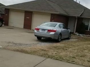 1008 Vale St, Springdale, AR 72764