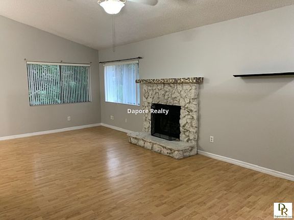 2nd image of 708 Castlewood Dr