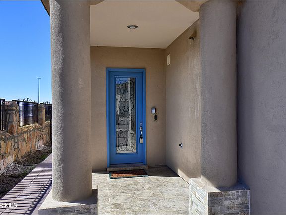 4th image of 401 Ana Way #B