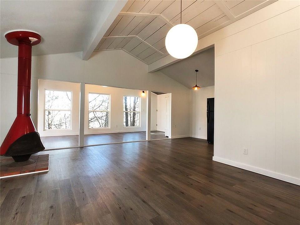 1st image of 278 Black Forest Dr