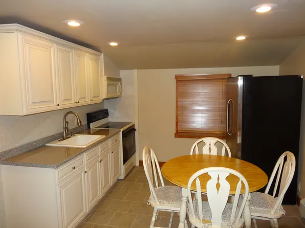 (undisclosed Address), East Islip, NY 11730