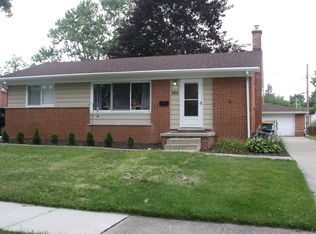 264 Highland Dr, Saline, MI 48176
