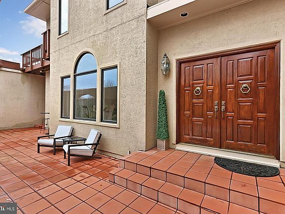 4th image of 12025 Seven Hills Ln