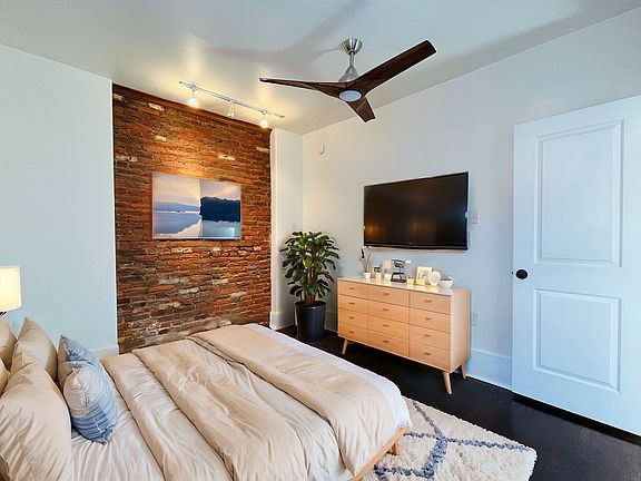 Master Bedroom Virtually Staged

Disclaimer: The image is virtually staged to give a general sense of the space. Actual measurements and details may vary slightly from what is shown.