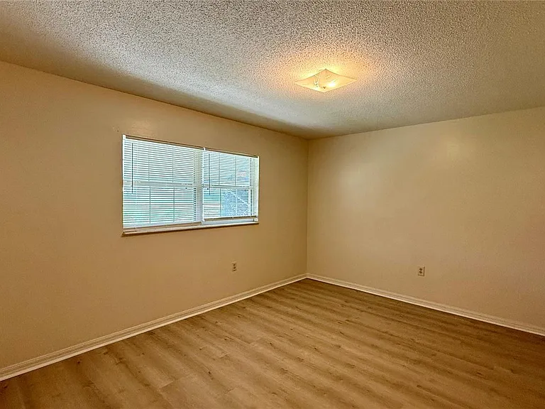 107 Perkins St #9 — Photo 14