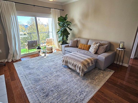 2nd image of 19627 Galway Bay Cir APT 401