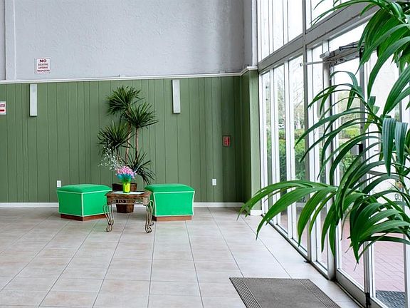 3rd image of 1902 Honour Rd APT 22