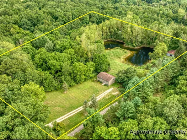 17251 English Rd, Manchester, MI 48158