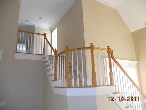5th image of 125 Camilla Ct