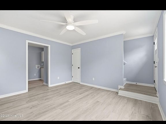 4th image of 2805 Chappell Ave #L