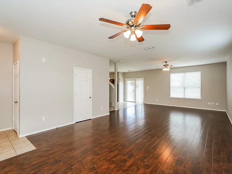 5000 Caraway Dr — Photo 4