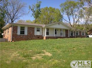 141 Southridge Dr, Nashville, TN 37207
