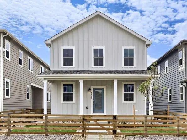 2448 Heyworth Ln, Fort Collins, CO 80524