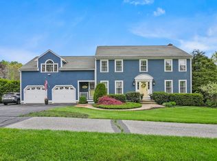 19 Wachusett Cir, Shrewsbury, MA 01545