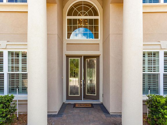 5th image of 216 Vale Dr