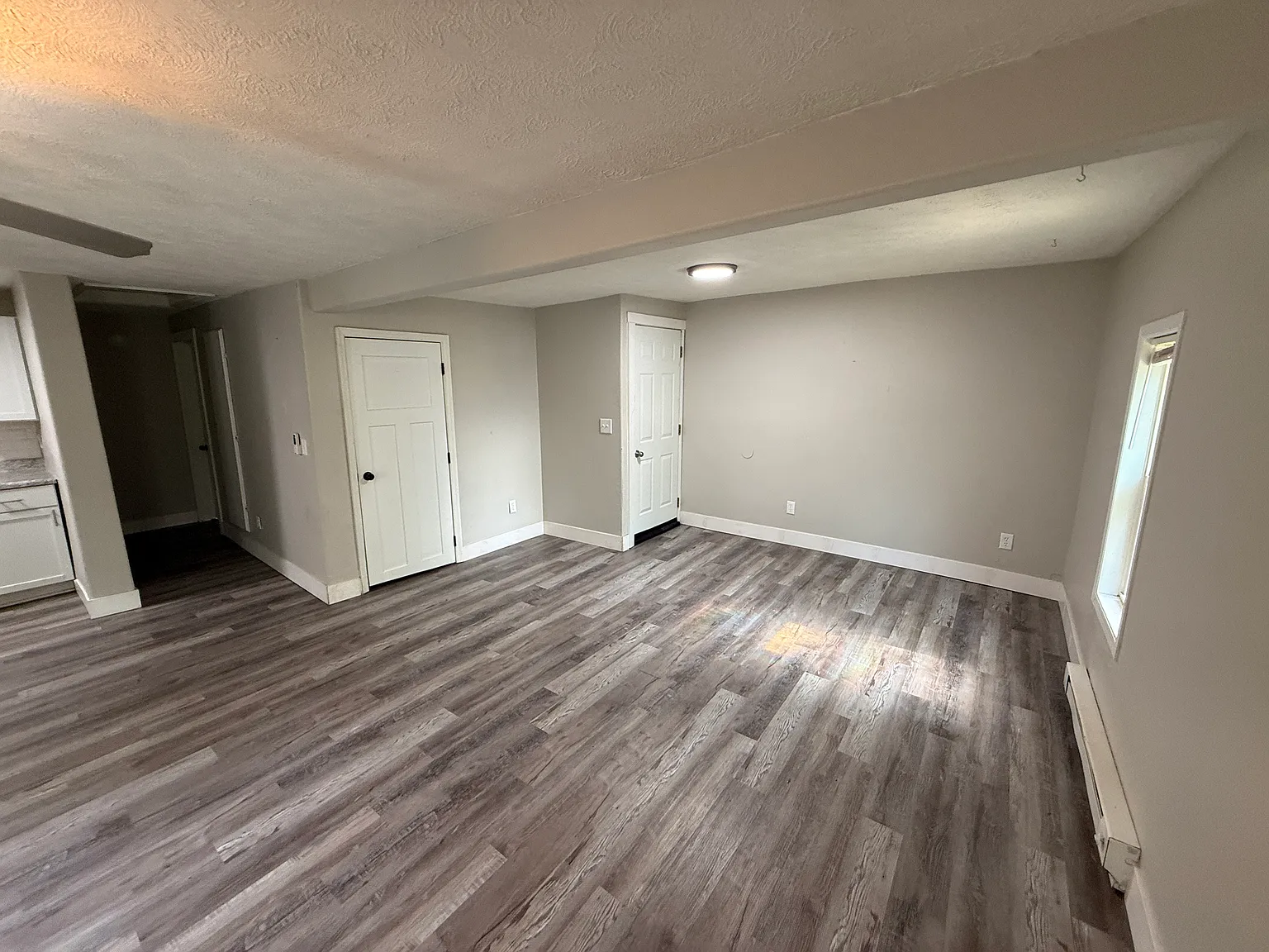 3 bed, $895 — Photo 3