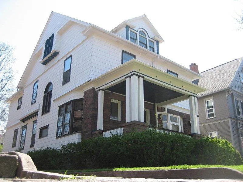 1 bed, 1200 sqft, $1,450 — Photo 3