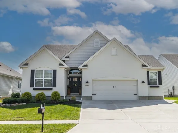 3081 White Ash Dr, Tipp City, OH 45371