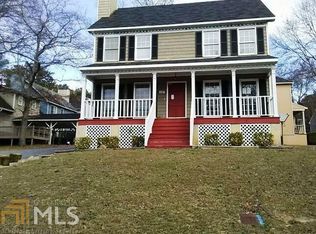 814 Parkview Ct, Macon, GA 31211