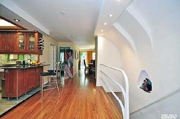 Rented by NYC Living Well Realty LLC | media 17