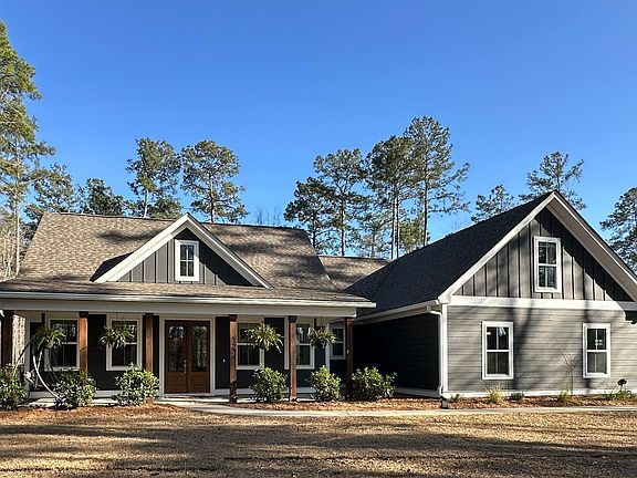 2nd image of 424 Myers Mayo Rd