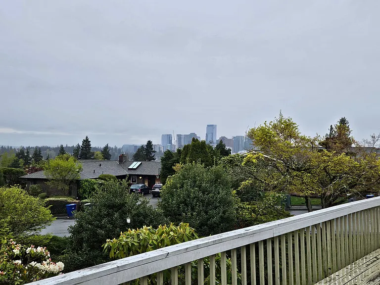 12151 SE 15th St — Photo 23