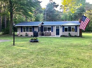 6649 Snover Rd, Pt Sanilac, MI 48469