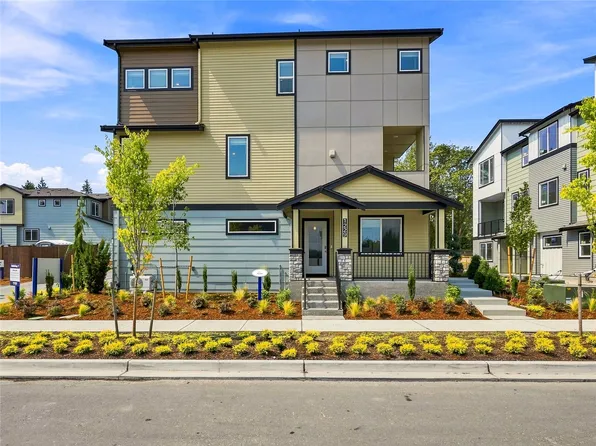 1230 Tacoma Court NE #16, Renton, WA 98056