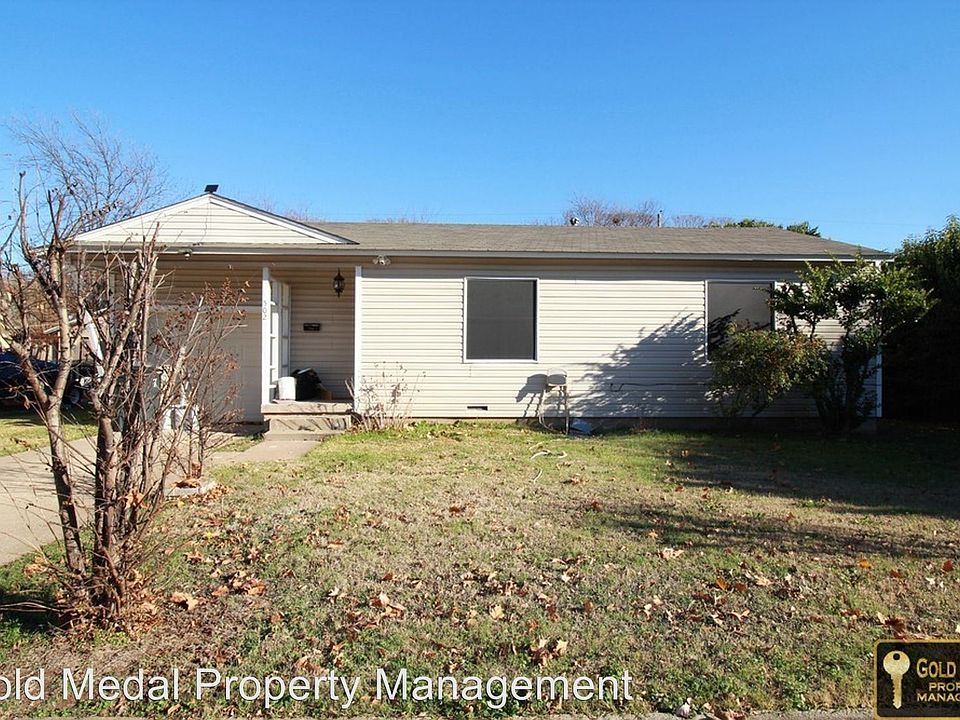 1st image of 502 Crockett Dr
